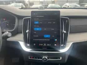 Volvo XC90 (2025) thumbnail 16