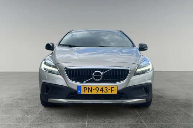 Volvo V40 (2017) thumbnail 5