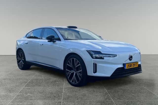Volvo ES90 (2025) thumbnail 2