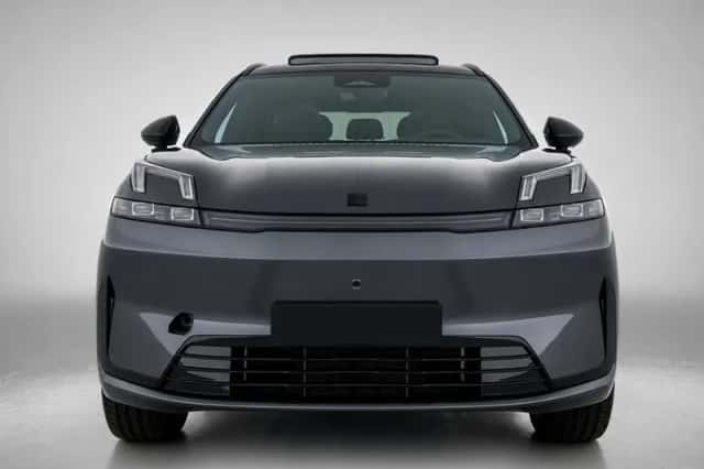 Lynk & Co 08 (2026) thumbnail 2
