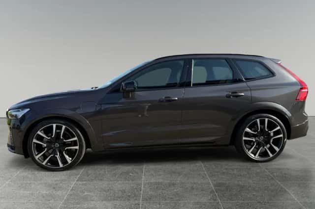 Volvo XC60 (2023) thumbnail 4
