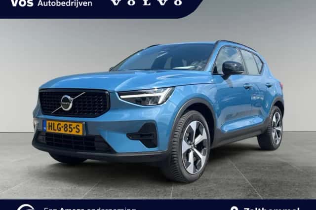 Volvo XC40 (2025) thumbnail 1
