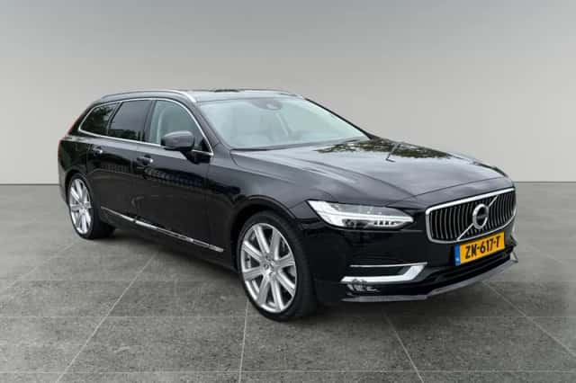 Volvo V90 (2019) thumbnail 2