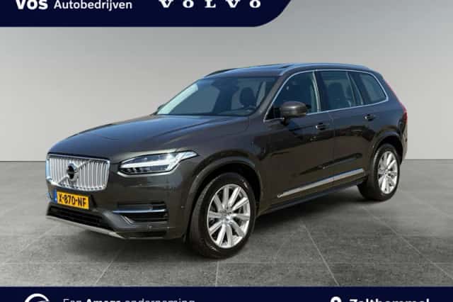 Volvo XC90 (2018) thumbnail 1