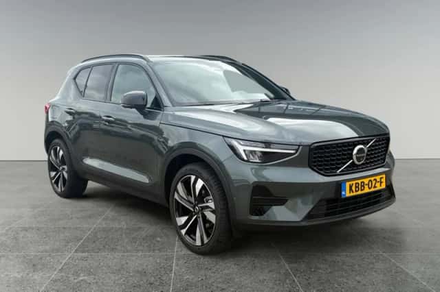 Volvo XC40 (2026) thumbnail 2