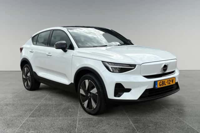 Volvo C40 (2024) thumbnail 2