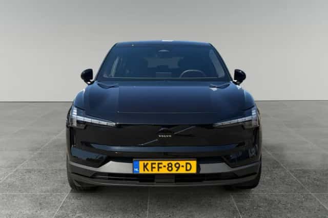 Volvo EX30 (2026) thumbnail 5