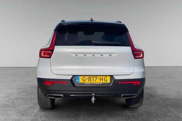 Volvo XC40 (2019) thumbnail 4