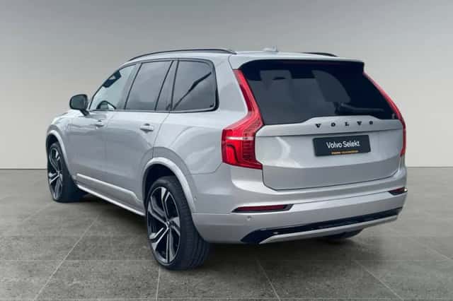 Volvo XC90 (2023) thumbnail 5