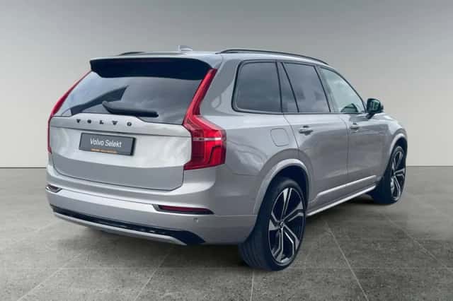 Volvo XC90 (2023) thumbnail 6