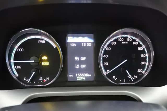 Toyota RAV4 (2017) thumbnail 5