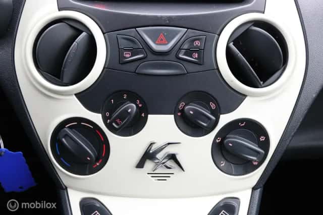 Ford Ka (2012) thumbnail 6