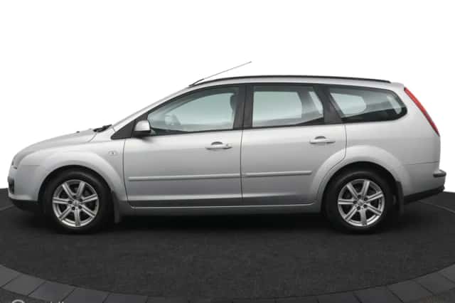 Ford Focus (2007) thumbnail 3