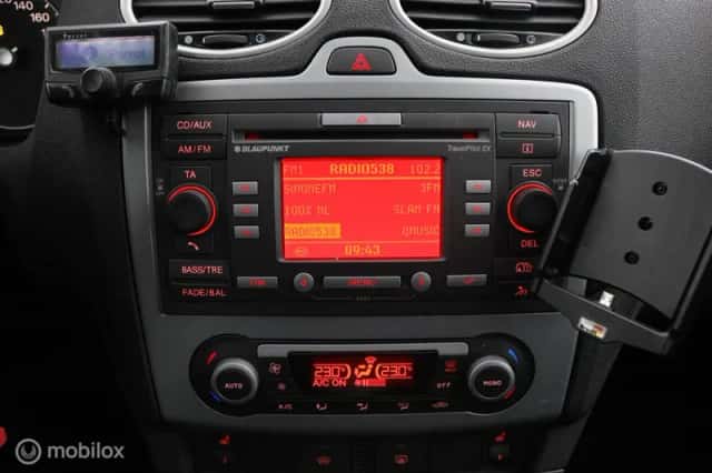 Ford Focus (2007) thumbnail 6