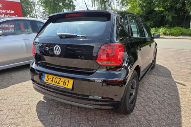 Volkswagen Polo (2014) thumbnail 5