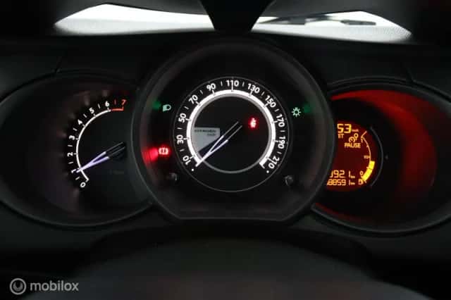 Citroën C3 (2015) thumbnail 5