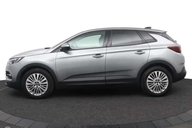 Opel Grandland (2018) thumbnail 3