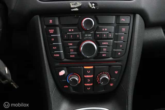 Opel Meriva (2010) thumbnail 6