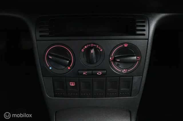 Volkswagen Lupo (2002) thumbnail 6