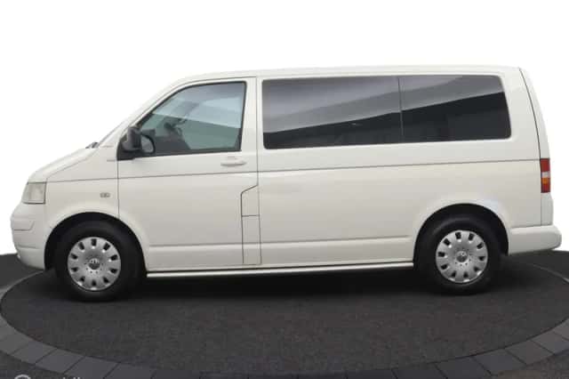 Volkswagen Transporter (2004) thumbnail 3