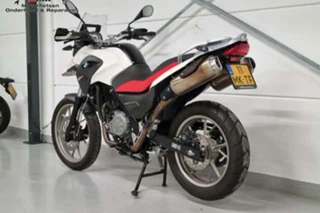 BMW G (2011) thumbnail 3