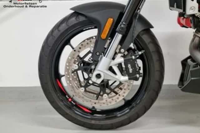 APRILIA SHIVER (2021) thumbnail 6