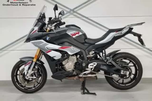 BMW S (2017) thumbnail 1