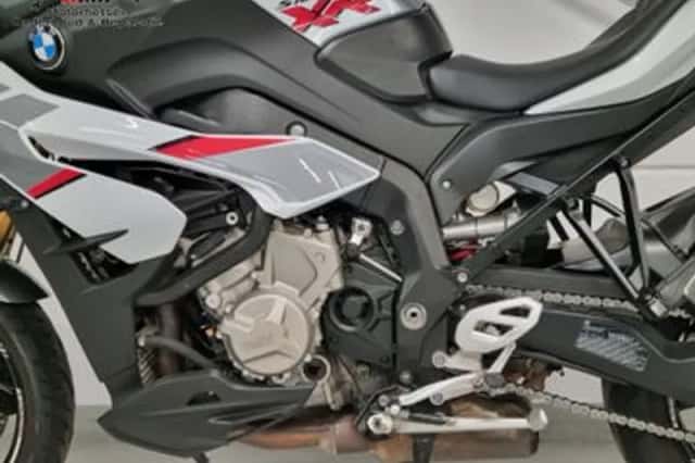 BMW S (2017) thumbnail 5