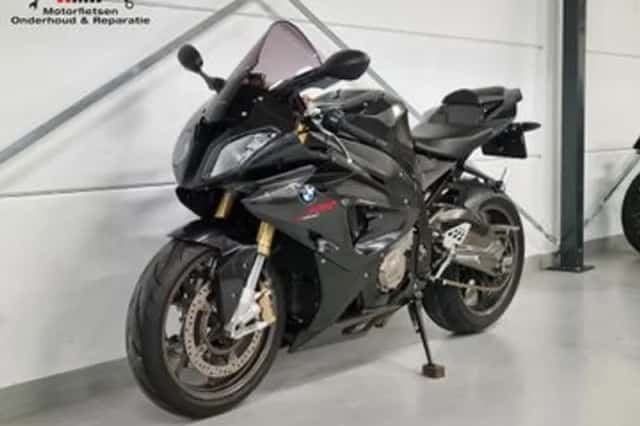 BMW S (2011) thumbnail 2