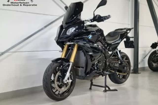 BMW S (2016) thumbnail 2