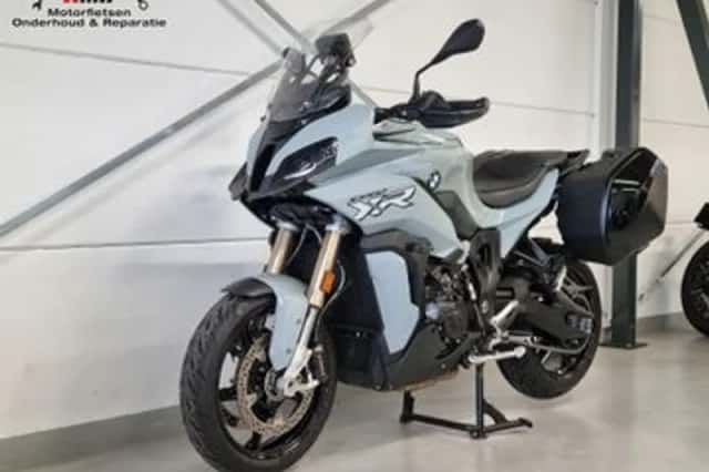 BMW S (2020) thumbnail 2