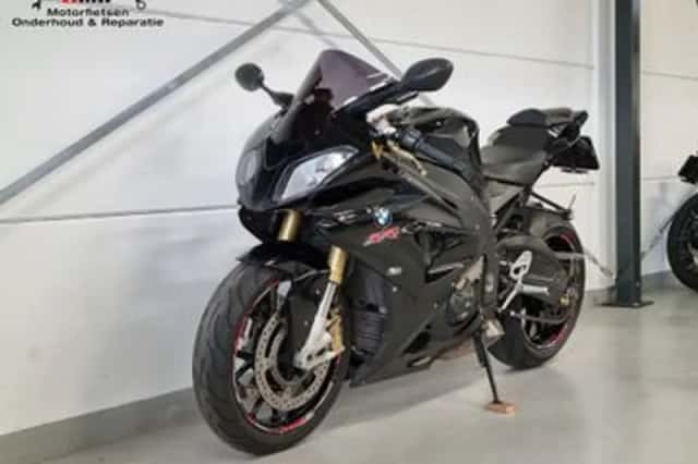BMW S 1000 RR (2014) thumbnail 2