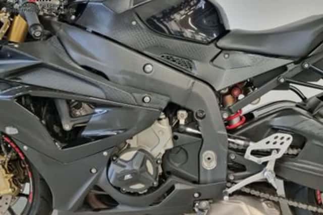 BMW S 1000 RR (2014) thumbnail 5