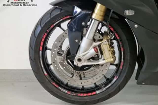BMW S 1000 RR (2014) thumbnail 6