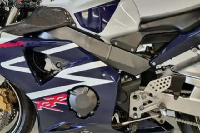 Honda CBR (2002) thumbnail 5