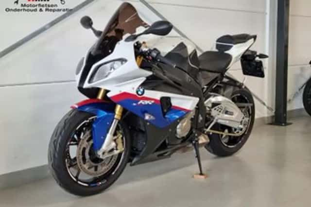 BMW S (2012) thumbnail 2