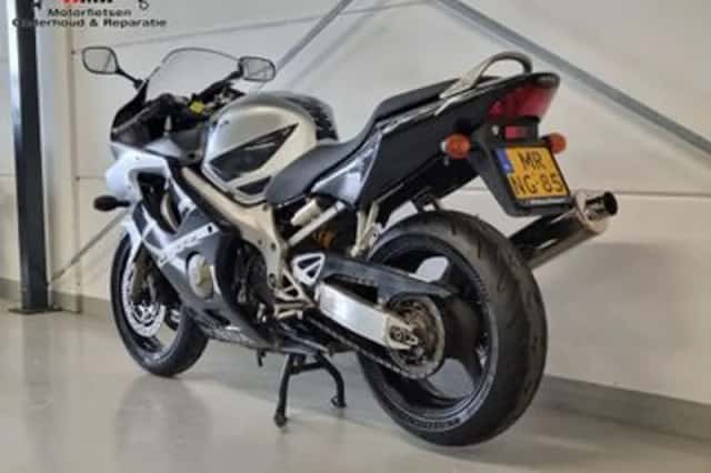 Honda CBR (2007) thumbnail 3