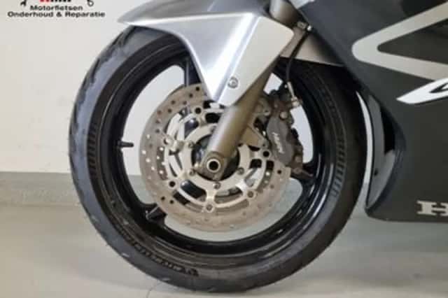 Honda CBR (2007) thumbnail 6