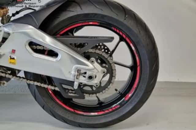APRILIA TUONO (2013) thumbnail 4