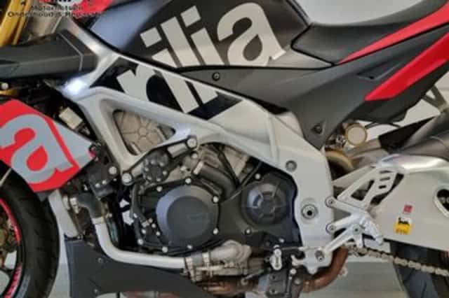 APRILIA TUONO (2013) thumbnail 5