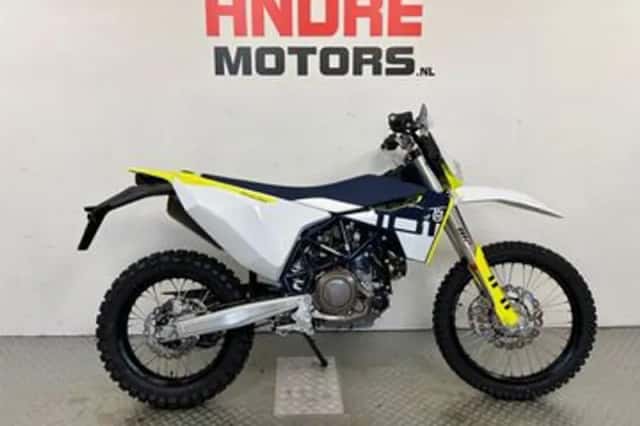 Husqvarna 701 (2024) thumbnail 1