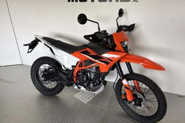 KTM 125 (2025) thumbnail 3