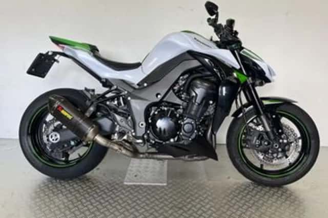 Kawasaki Z1000 (2016) thumbnail 2