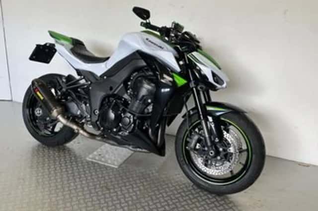 Kawasaki Z1000 (2016) thumbnail 3