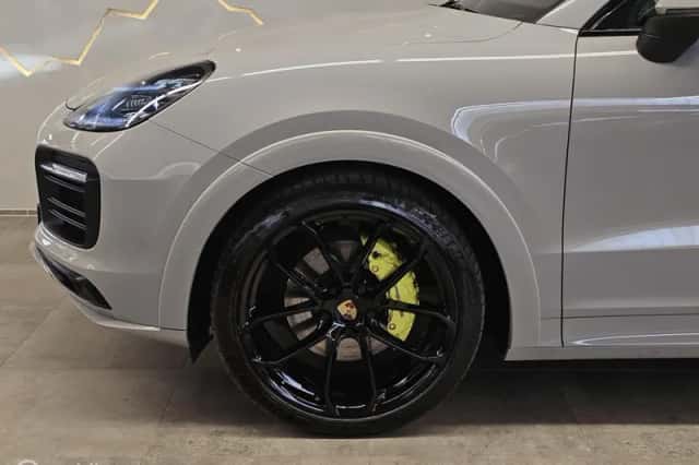 Porsche Cayenne Coupé (2019) thumbnail 5