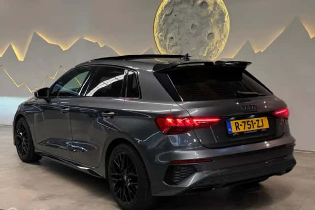 Audi A3 (2023) thumbnail 6