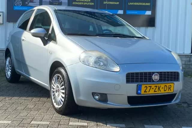 Fiat Grande Punto (2008) thumbnail 2