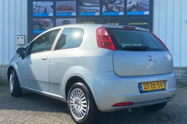 Fiat Grande Punto (2008) thumbnail 4