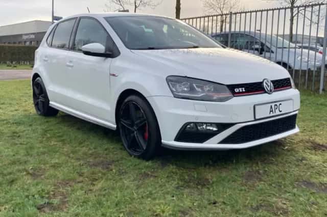 Volkswagen Polo (2015) thumbnail 6