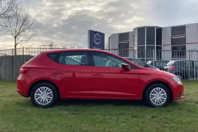 SEAT Leon (2015) thumbnail 5